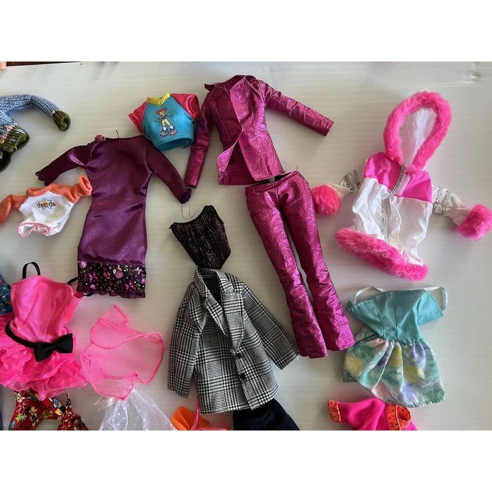 Barbie Doll Clothes Lot - Picture 5 of 7